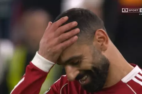 "على طريقة بانينكا".. محمد صلاح يهدر ركلة جزاء لصالح ليفربول أمام جالاتا سراي بدوري الأبطال